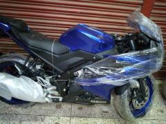 YAMAHA R15 V3